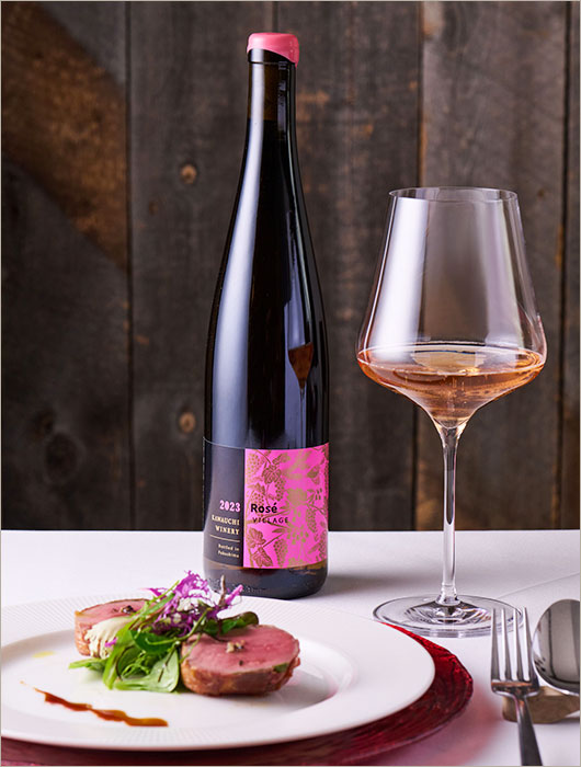 鱗焼きと白ワイン